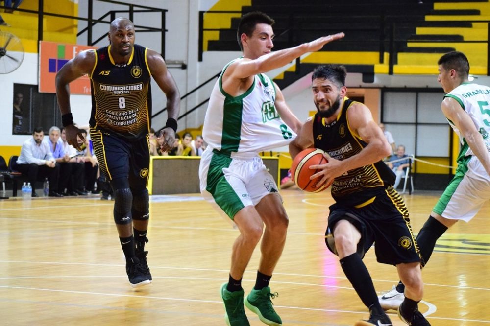 Comunicaciones vs Ferro Carril Oeste