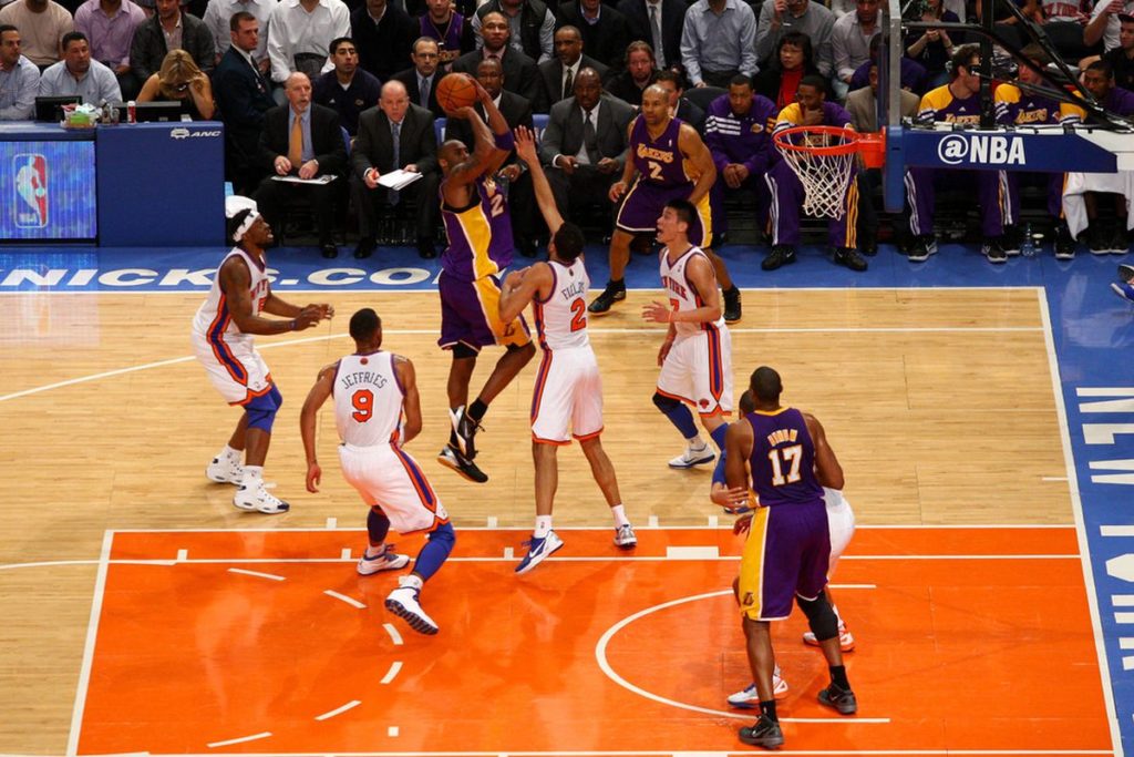 Los Angeles Lakers vs New York Knicks 