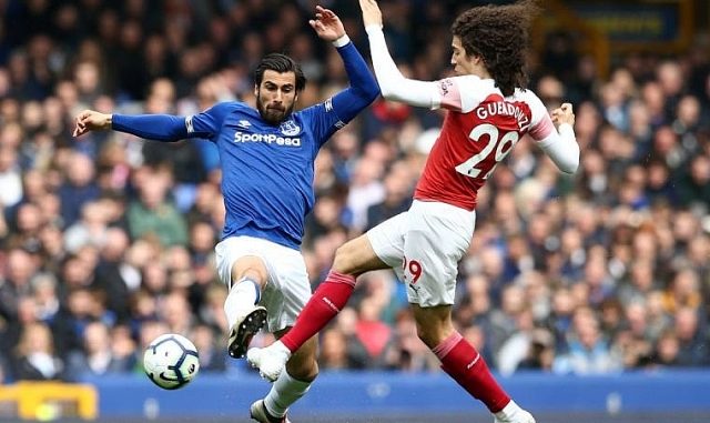 Arsenal vs Everton Arsenal vs Everton