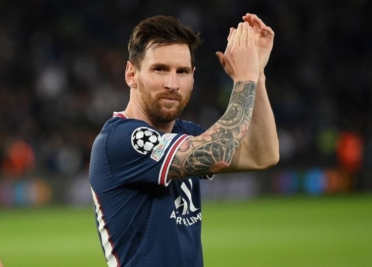 Messi cho biết đã rất đúng đắn khi đến với đội bóng PSG Laporta phóng đại khoản nợ Barca, Messi xát muối đồng đội cũ
