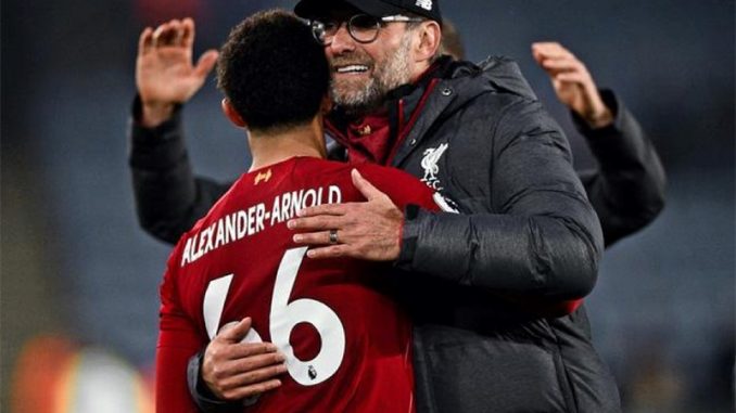 thay-tro-Klopp-ngoai-hang-anh Thầy trò Klopp đang giúp Ngoại hạng Anh bớt buồn chán