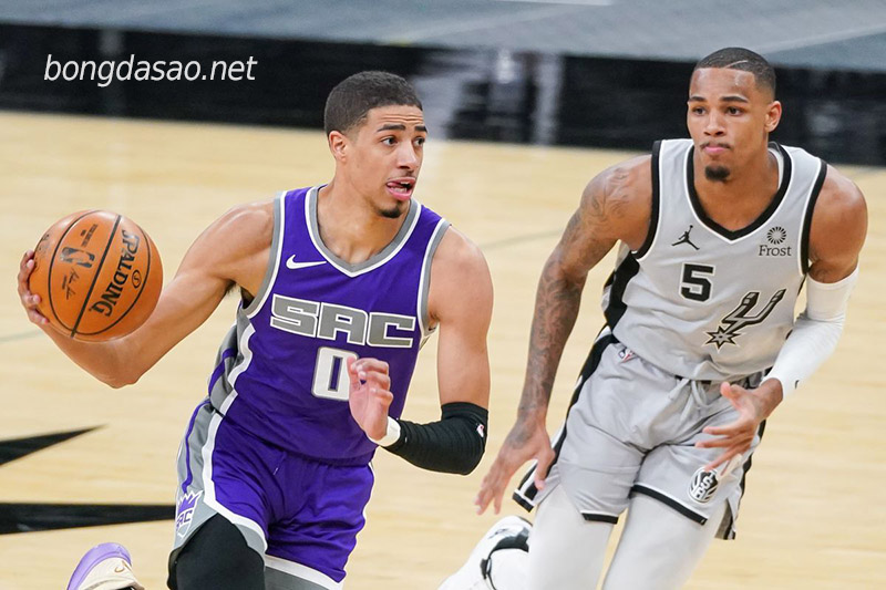 Đụng độ với SA Spurs trên sân nhà Golden 1 Center sẽ là một cơ hội cho Kings Soi kèo bóng rổ NBA Sacramento Kings vs SA Spurs 18/11