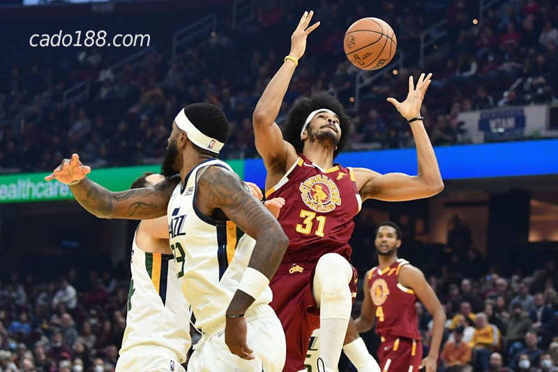 Cleveland Cavaliers sẽ được thi đấu trên sân nhà với mục tiêu nối dài mạch bất bại của mình Soi kèo bóng rổ Cleveland Cavaliers vs Utah Jazz 20/12