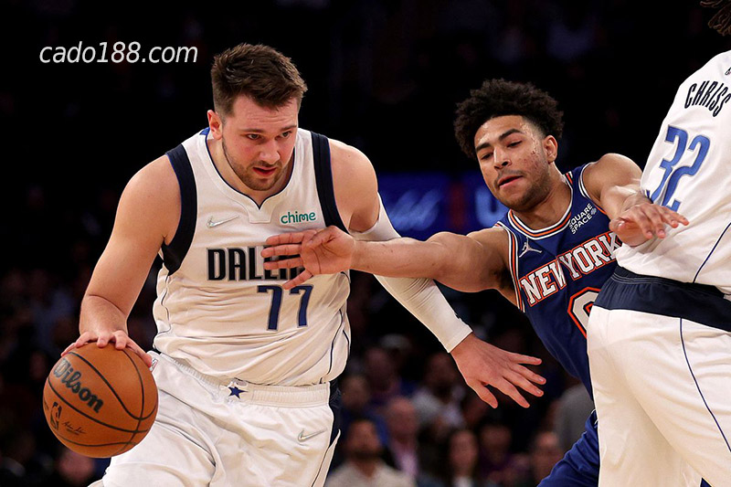 Dallas thường gặp rất nhiều khó khăn khi đối đầu với HLV Thibodeau và các học trò Soi kèo bóng rổ NBA NY Knicks vs Dallas Mavericks 4/12