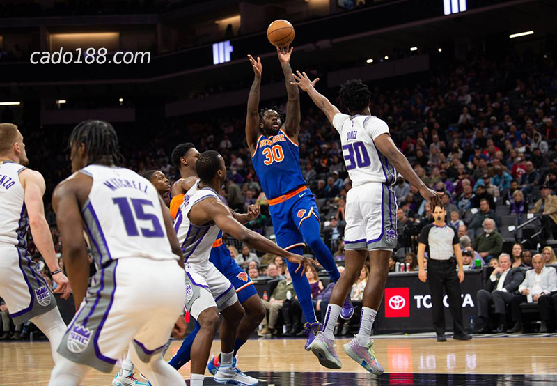 Tình hình đang dần khả quan hơn với Knicks khi Julius Randle đã trở lại phong độ tốt nhất Soi kèo bóng rổ NY Knicks vs Sacramento Kings