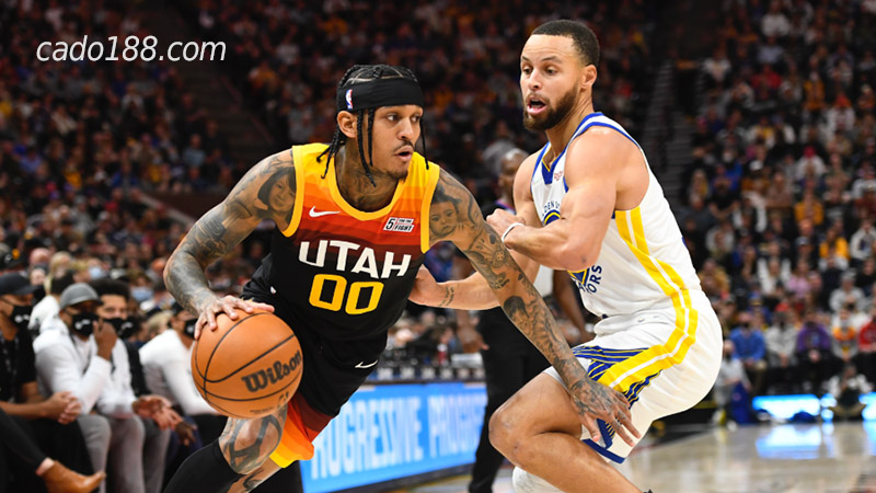 Golden State Warriors chắc chắn sẽ không hề dễ chịu khi phải đối đầu với Utah Jazz lúc này Soi kèo bóng rổ Utah Jazz vs Golden State Warriors 8/12