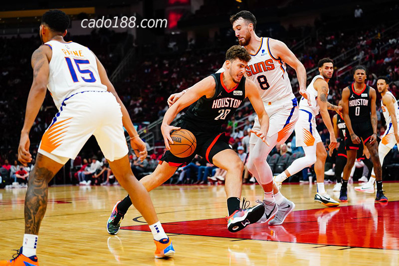 Có sự chênh lệch về mặt thứ hạng Rockets đang xếp áp chót BXH còn Suns thì đang trong top 4 Soi kèo bóng rổ Houston Rockets vs Phoenix Suns 14/12