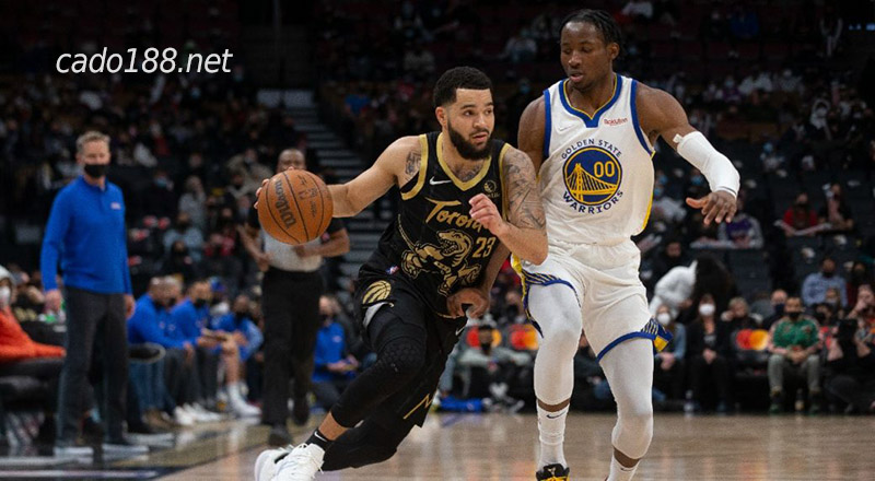 GS Warriors sẽ tiếp tục được chơi trên tổ ấm Chase Center và tiếp đón đối thủ Toronto Raptors Soi kèo bóng rổ GS Warriors vs Toronto Raptors