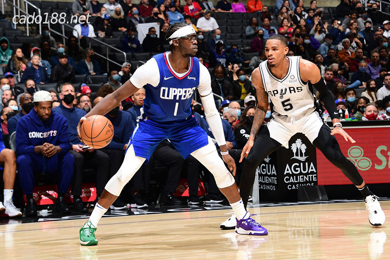 Trận đấu không khoan nhượng giữa Spurs và Clippers khi mà hai đội lúc này đang rất cần chiến thắng Soi kèo bóng rổ San Antonio Spurs vs LA Clippers