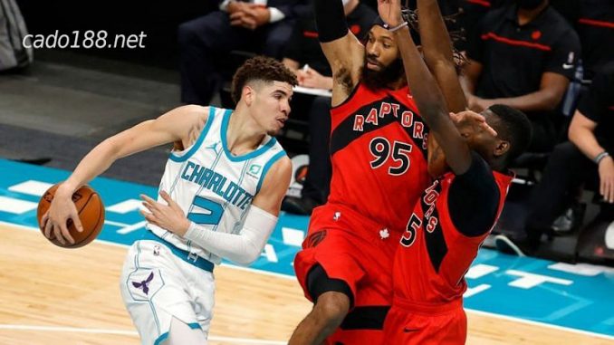 Soi kèo bóng rổ Toronto Raptors vs Charlotte Hornets 