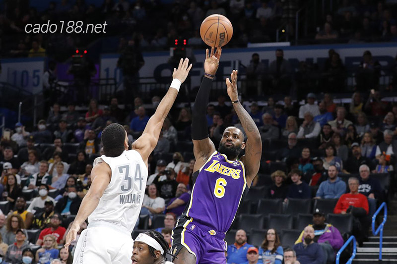 Soi kèo bóng rổ LA Lakers vs Oklahoma City Thunder