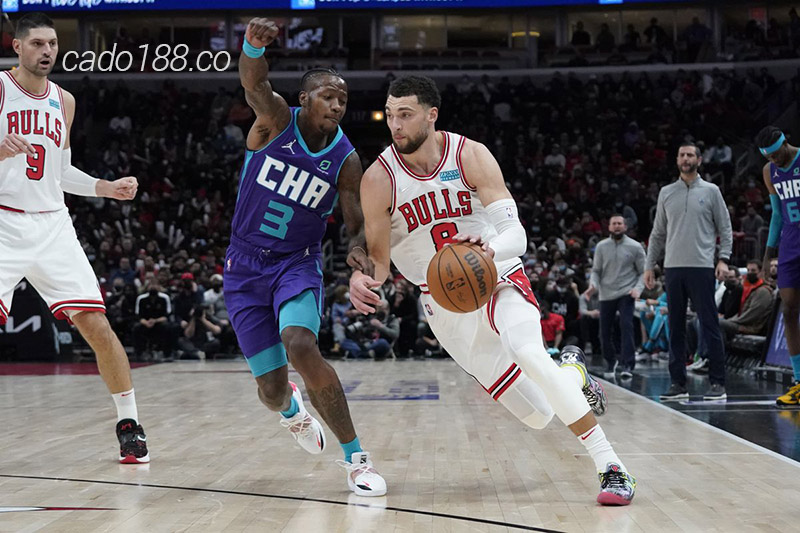 Soi kèo bóng rổ NBA Charlotte Hornets vs Chicago Bulls 1:4