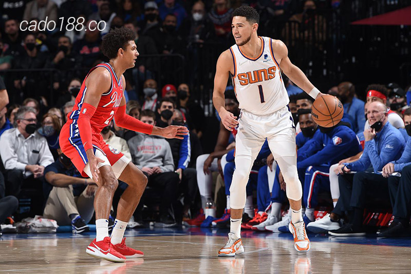 Đây chắc chắn là một ngày thi đấu chật vật dành cho Phoenix Suns với những màn trình diễn tệ hại Soi kèo bóng rổ NBA Phoenix Suns vs Philadelphia 76ers 26:3