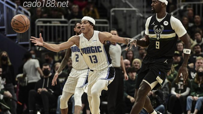 Soi kèo bóng rổ NBA Orlando Magic vs Milwaukee Bucks 8:3