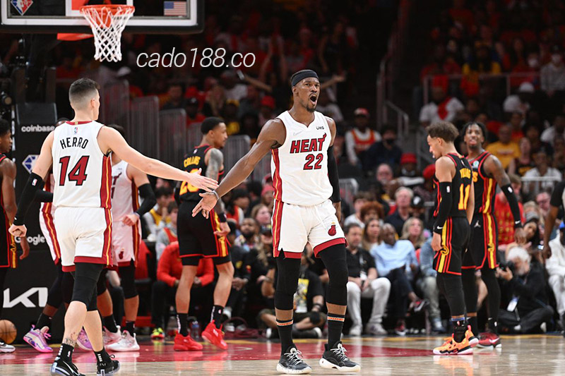 Soi kèo bóng rổ NBA Miami Heat vs Atlanta Hawks ngày 10:4
