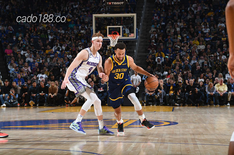 Soi kèo bóng rổ Sacramento Kings vs Golden State Warriors 8:4