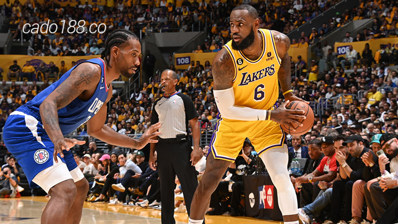 Soi kèo bóng rổ giải NBA LA Clippers vs LA Lakers ngày 6:4