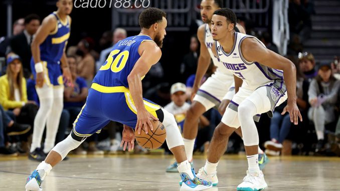 Soi kèo bóng rổ GS Warriors vs Sacramento Kings ngày 24:4
