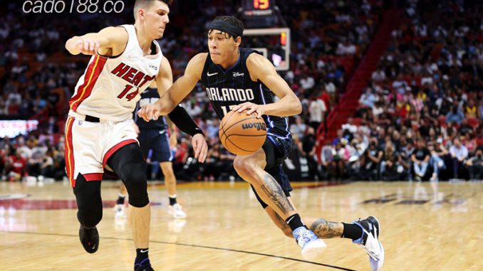 Soi kèo bóng rổ NBA Miami Heat vs Orlando Magic ngày 10:4