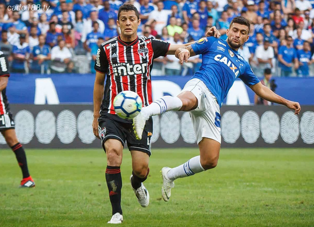Soi kèo xiên ngày 25/06 Cruzeiro vs Sao Paulo, VĐQG Brazil