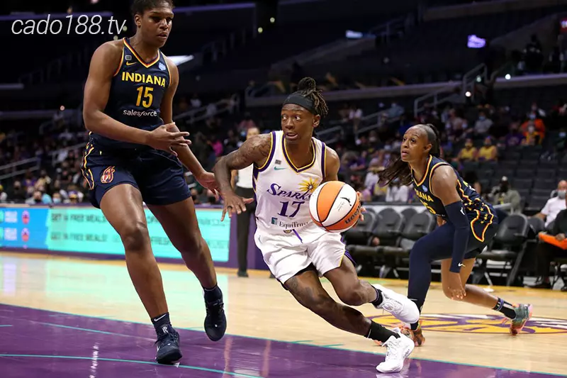 Los Angeles Sparks đang trượt dài trên BXH sau những màn trình diễn đáng thất vọng vừa qua Soi kèo bóng rổ WNBA Los Angeles Sparks vs Indiana Fever 26_7