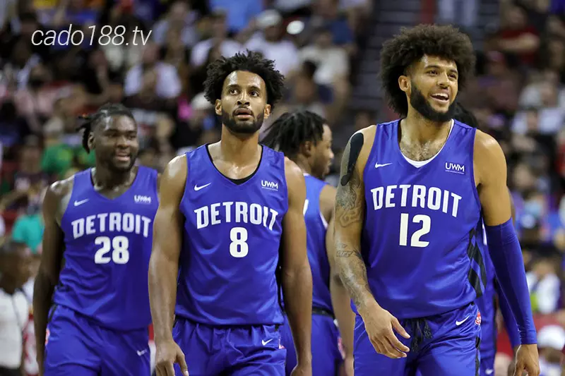 Đây là chiến thắng đầu tay của HLV Monty Williams trong màu áo Detroit Pistons Soi kèo bóng rổ NBA Summer Detroit Pistons vs SA Spurs 15_7