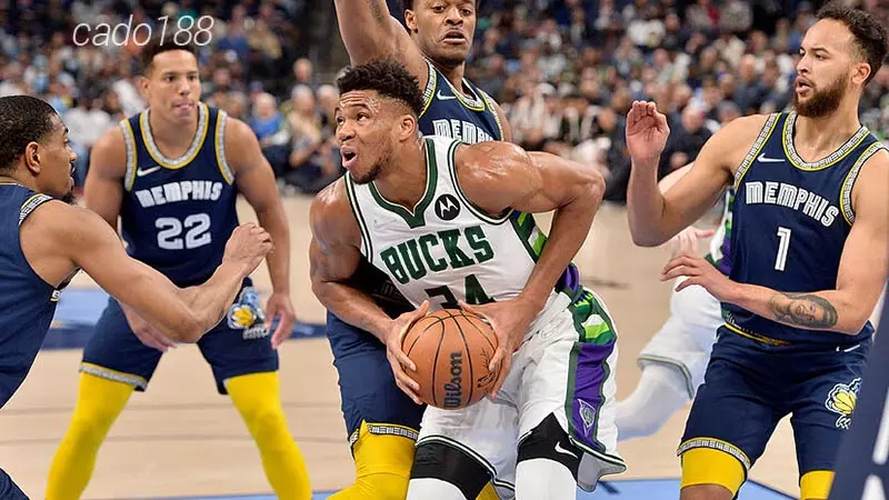 Damian Lillard bị ngắt kết nối khỏi hàng công đã tạo nên những sự xáo trộn nhất định với Bầy Hươu Soi kèo bóng rổ Milwaukee Bucks vs Memphis Grizzlies 21_10