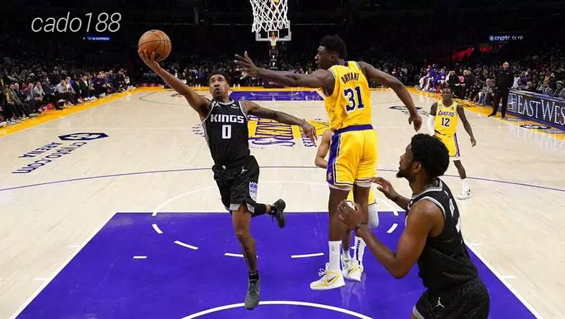 Chiến thắng này cũng phải kể đến màn trình diễn xuất sắc của Anthony Davis ở cả hai đầu sàn đấu Soi kèo bóng rổ NBA Sacramento Kings vs LA Lakers ngày 30_10