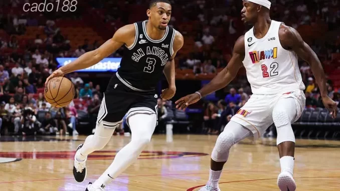Soi kèo bóng rổ NBA San Antonio Spurs vs Miami Heat 14_10 Soi kèo bóng rổ NBA San Antonio Spurs vs Miami Heat 14_10