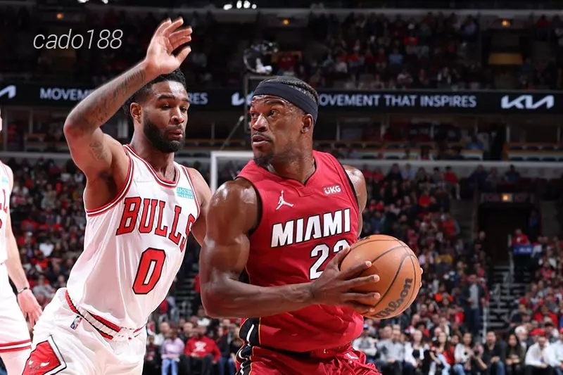 Đoàn quân HLV Billy Donovan sẽ gặp phải một trở ngại lớn khác đó là Miami Heat trong trận đấu tiếp theo Soi kèo bóng rổ NBA Chicago Bulls vs Miami Heat ngày 19-11