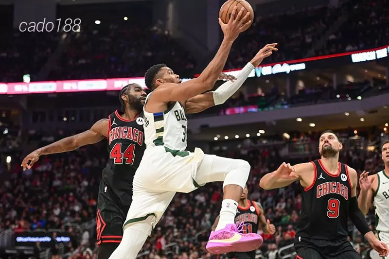 Milwaukee Bucks tiến thêm một bước đến gần hơn với vị trí dẫn đầu Bảng Xếp Hạng miền Đông Soi kèo bóng rổ NBA Chicago Bulls vs Milwaukee Bucks 1_12