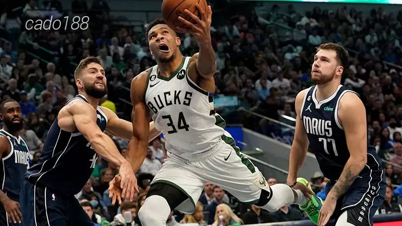 Soi kèo bóng rổ NBA Dallas Mavericks vs Milwaukee Bucks 4_2