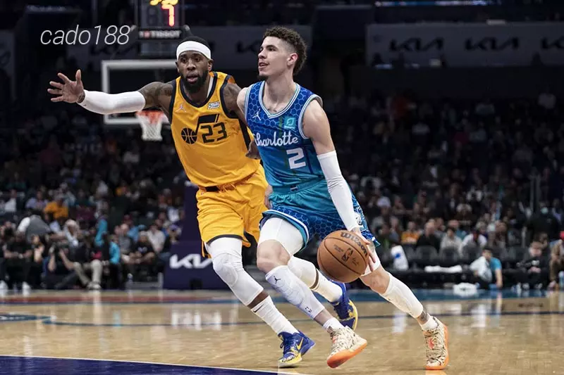 Brandon Miller ngày càng tiến bộ giúp lối chơi của Ong Bắp Cày được nâng cấp đáng kể Soi kèo bóng rổ Utah Jazz vs Charlotte Hornets ngày 23_2