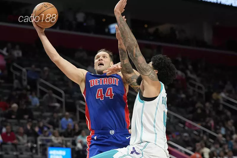 Charlotte Hornets cũng không kém cạnh với thành tích ấn tượng khi đụng độ những đối thủ mạnh Soi kèo bóng rổ Detroit Pistons vs Charlotte Hornets 12_3