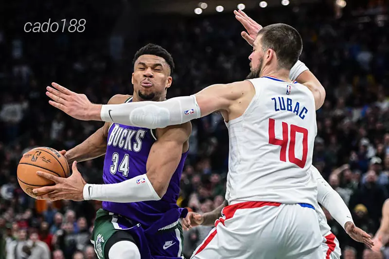 Soi kèo bóng rổ NBA Milwaukee Bucks vs LA Clippers ngày 5_3