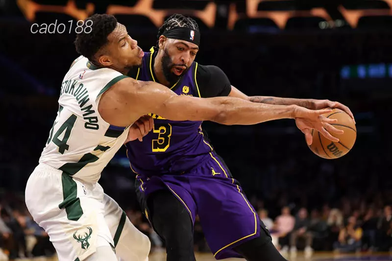 Soi kèo bóng rổ NBA Milwaukee Bucks vs LA Lakers ngày 27_3