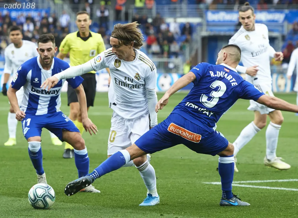 Soi kèo xiên ngày 15/05 Real Madrid vs Alaves, La Liga