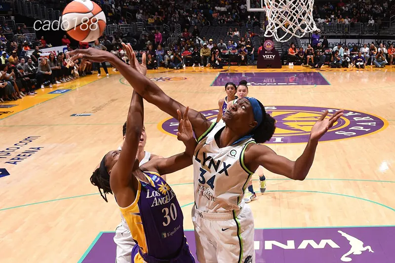 Trận đấu cuối cùng chỉ là trận đấu mang tính thủ tục giữa Minnesota Lynx và Los Angeles Sparks Soi kèo bóng rổ Minnesota Lynx vs Los Angeles Sparks 20_9