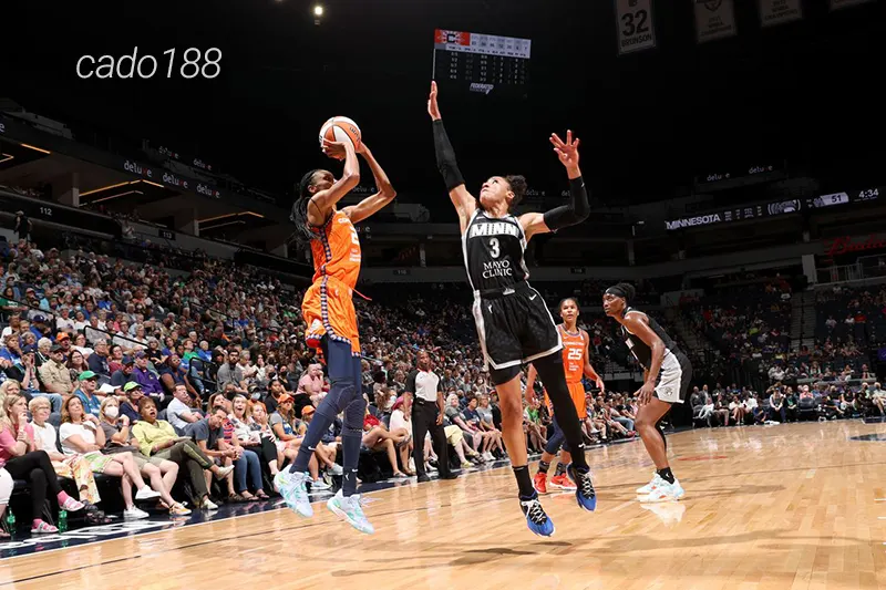 Connecticut Sun một lần nữa gục ngã trước nhà đương kim vô địch Las Vegas Aces tại vòng bảng Soi kèo bóng rổ WNBA Connecticut Sun vs Minnesota Lynx 17_9