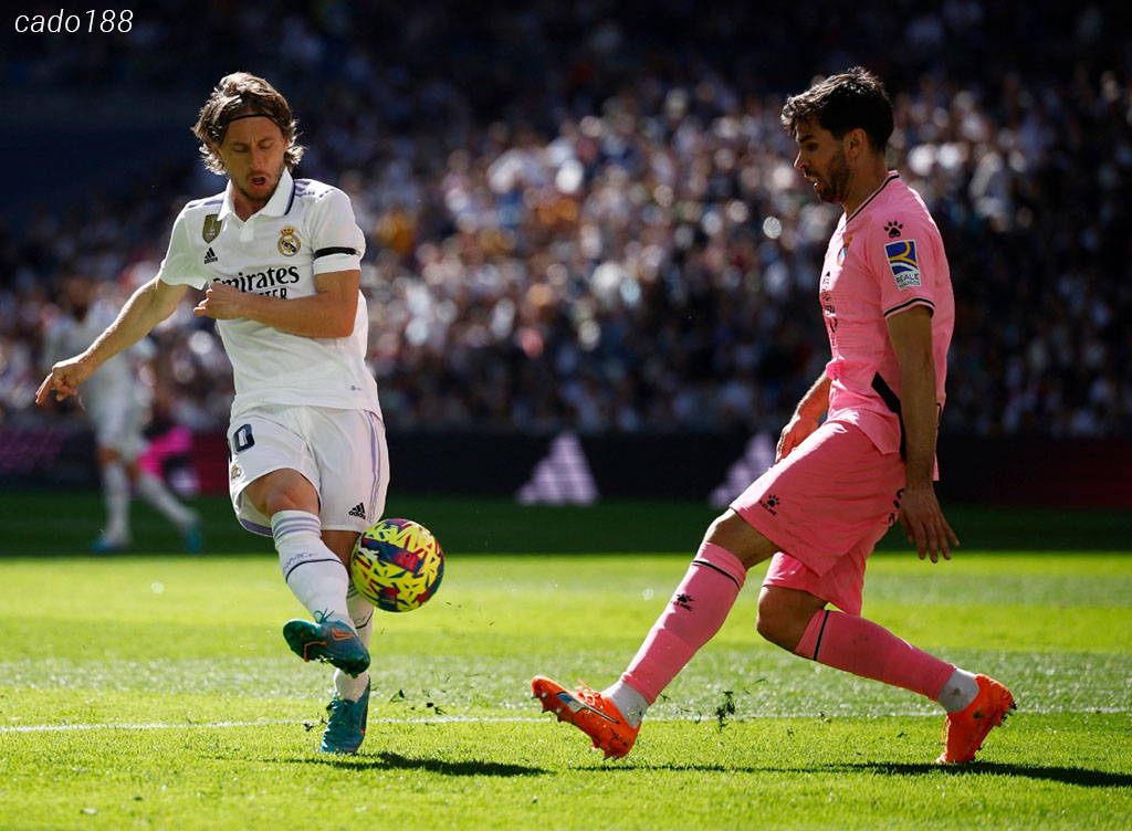 Soi kèo xiên ngày 22/09 Real Madrid vs Espanyol, La Liga