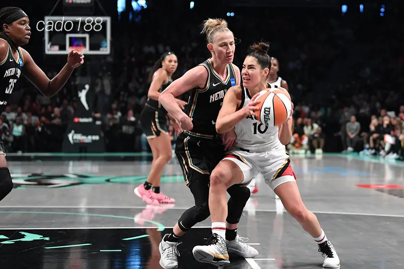 HLV Becky Hammon sẽ cần nhiều phương án tốt hơn để thoát khỏi sự bế tắc hiện tại Nhận định bóng rổ New York Liberty vs Las Vegas Aces 5_10