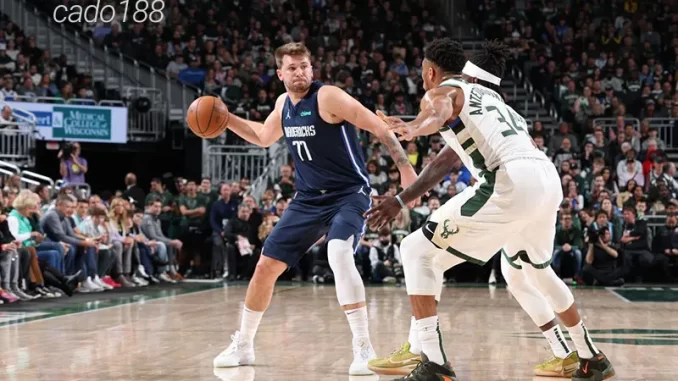Soi kèo bóng rổ Dallas Mavericks vs Milwaukee Bucks 18_10 Soi kèo bóng rổ Dallas Mavericks vs Milwaukee Bucks 18_10
