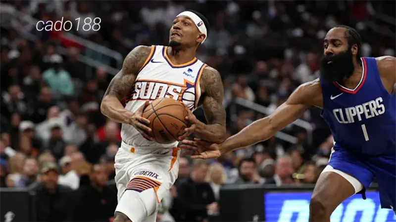 Đội chủ nhà nắm giữ chuỗi thắng 2 trận liên tiếp dù mất đi 2 trụ cột quan trọng Paul George và Kawhi Leonard Soi kèo bóng rổ NBA LA Clippers vs Phoenix Suns ngày 1_11