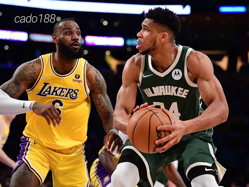 Bronny James Jr. vẫn gặp vấn đề về tâm lý khi thi đấu tại đấu trường lớn lần đầu tiên Soi kèo bóng rổ NBA Milwaukee Bucks vs LA Lakers ngày 11_10
