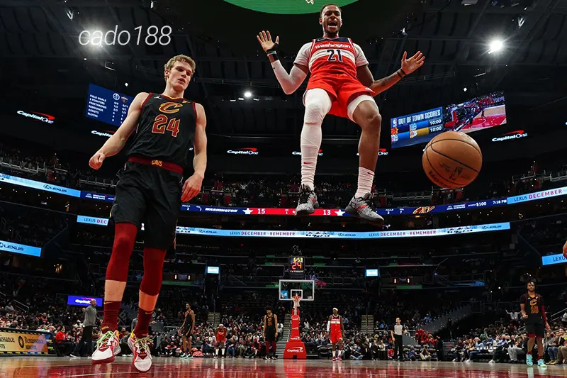 Chiến thuật tấn công The Cavs đang được vận hành một cách hiệu quả nhờ vào sự ăn ý của bộ ba siêu sao Soi kèo bóng rổ NBA Washington Wizards vs Cavaliers 27_10