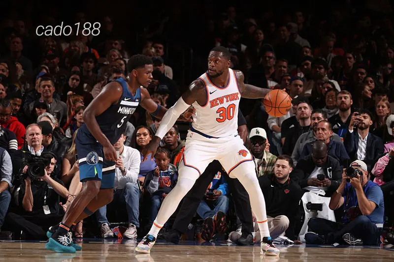New York Knicks vẫn đang duy trì mạch bất bại từ giai đoạn NBA Summer League cho đến hiện tại Soi kèo bóng rổ NY Knicks vs Minnesota Timberwolves 14_10