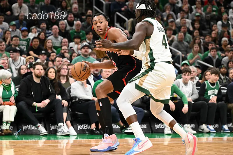 Al Horford tái phát chấn thương cũ và đang phải ngồi ngoài các trận đấu gần nhất để dưỡng sức Soi kèo bóng rổ NBA Boston Celtics vs Toronto Raptors 17_11