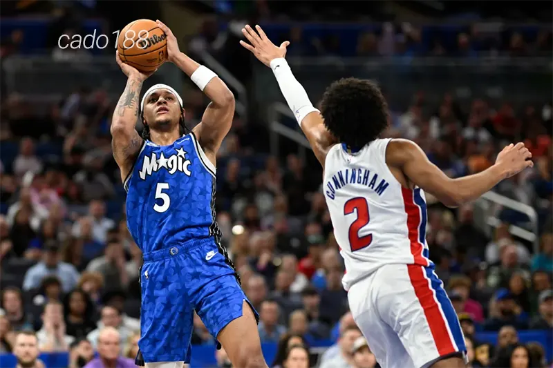 HLV J.B. Bickerstaff và các học trò sẽ cần sự chuẩn bị tốt nhất cho chuyến du đấu tiếp theo Soi kèo bóng rổ NBA Orlando Magic vs Detroit Pistons 24_11