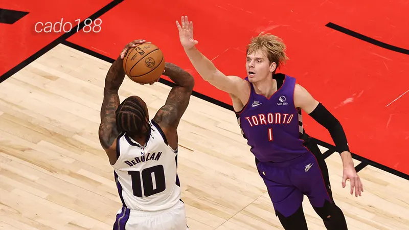 De’Aaron Fox và DeMar DeRozan càng ngày càng cho thấy sự ăn ý trên hàng công Soi kèo bóng rổ Sacramento Kings vs Toronto Raptors 7_11