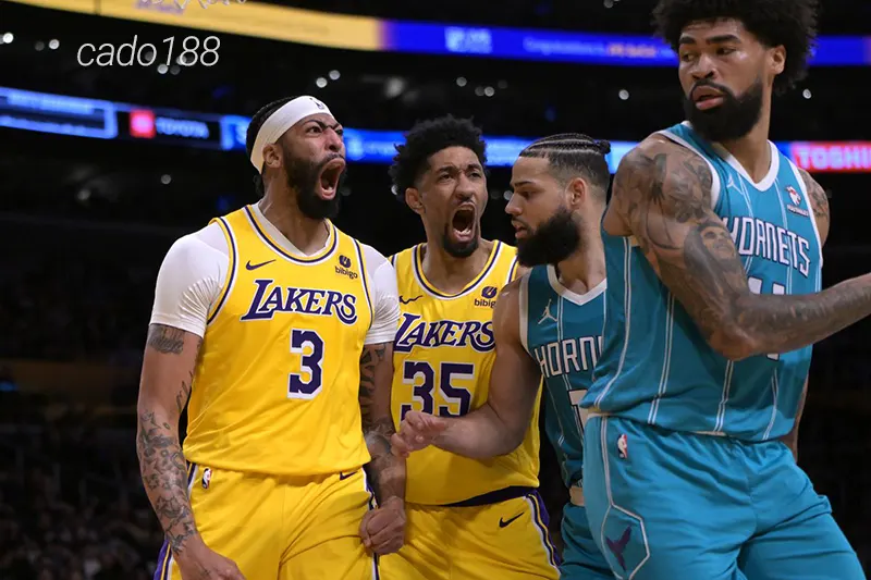 LA Lakers kết thúc hai chuyến du đấu xa nhà mà không có được bất kỳ chiến thắng nào Soi kèo bóng rổ LA Lakers vs Charlotte Hornets ngày 10_1